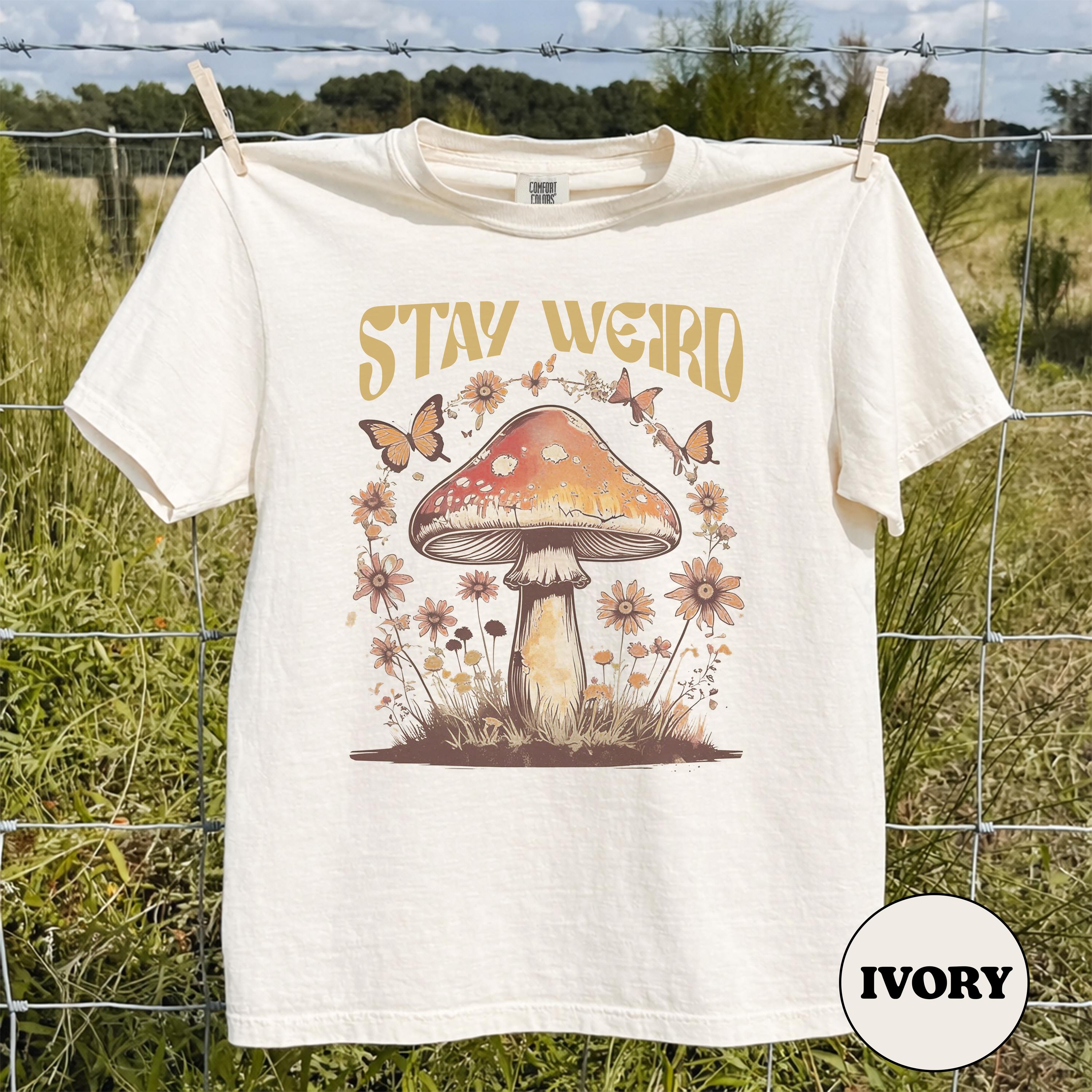 Stay Weird Shirt Hippie Mushroom T-Shirt Womens Graphic Tee Botanical Flower Tee Butterfly Shirts Boho Girls tshirt vintage shroom shirt