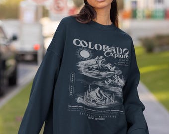 Colorado Sweatshirt Unisex, Aesthetic Crewneck Sweatshirt, Hiking Sweatshirt womens graphic crewneck nature inspired sweater for men