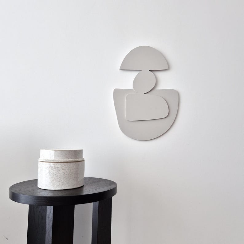 Light grey wall decor