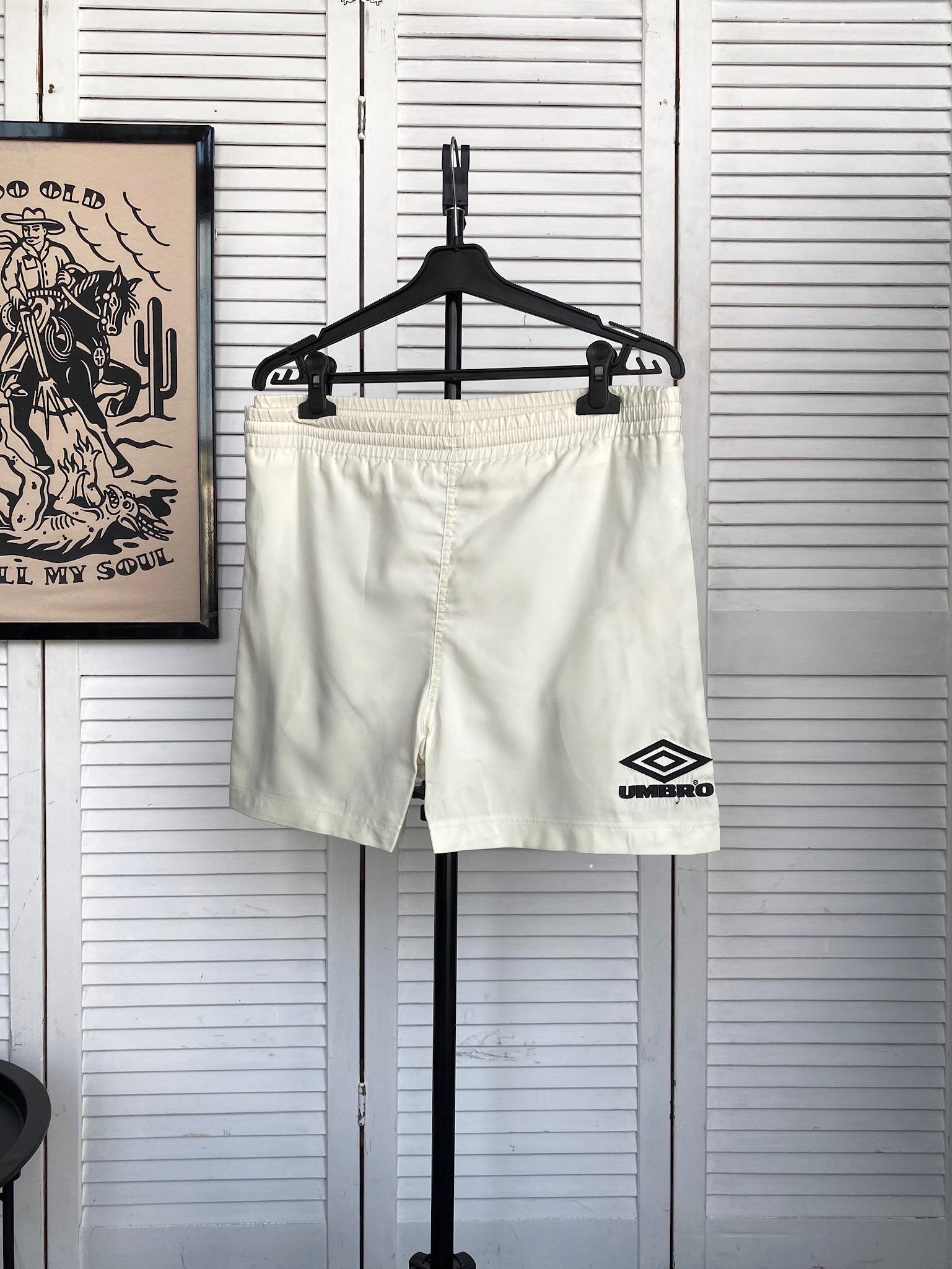 Vintage Umbro Shorts Adult Small Purple Pink Nylon Made in