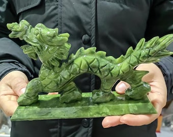 Handgeschnitzte grüne Jade-Drachen-Statue, Fengshui-Dekor, 19 cm