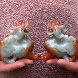 Natural Jade Feng Shui Pi Yao/Pi Xiu statue，Wealth Good Luck Figurine, Collectible QilinStone brave troops  Beast Wealth,lucky jade ornament