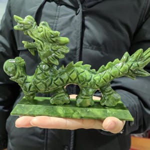 Natural Green Jade Dragon Statue, Fengshui dragon Figure, Stone Hand-Carved Eastern Dragon Figurine, Crystal 12 Zodiac dragon Sculpture pL48