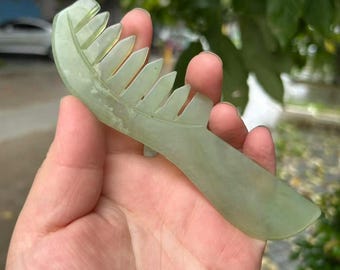 Green Quartz & Jade Scalp Comb — Carved Natural Crystal Hair Massage Tool HY204