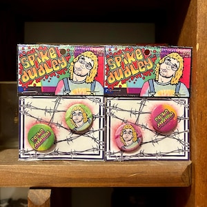 Set met spikes-dudley-speldjes