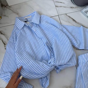 Conjunto de camisa y pantalón corto de lino para mujer: conjunto de dos piezas para estar en casa en verano, de algodón a rayas, corte holgado y ligero. Regalos.