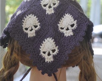 Head Scarf Bandana. Skull Pattern