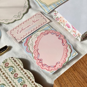 Pastel Stationery Scalloped Edge