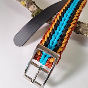 RUBY - Handmade dog collar made of paracord with Biothane closure