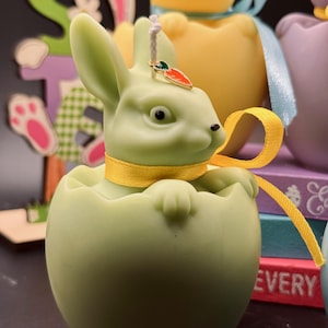 Easter candle Easter bunny candle Easter egg candle Happy Easter candle Easter decoration Easter favor candle Handmade Soy wax candle