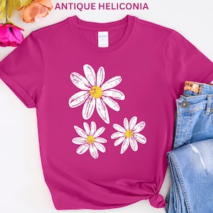 Daisy Shirt, Boho Floral Graphic Tee, Retro Aesthetic Flower Shirt, Soft Washed Vintage T-Shirt, Spring Flower  Trendy Shirt for Women