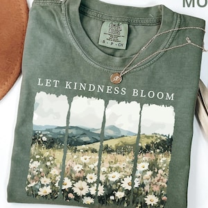 Camiseta Comfort Colors Let Kindness Bloom, camiseta retro de flores silvestres, camiseta inspiradora de bondad, camiseta floral de primavera con mensaje positivo para mujer. imagen 1