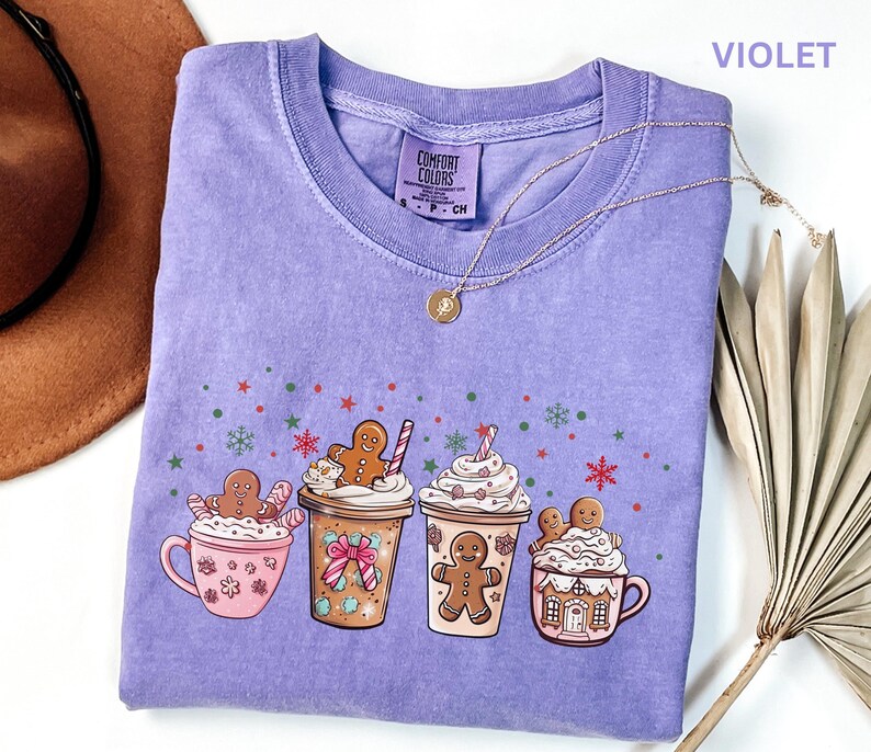 Camiseta de chocolate caliente con estampado de pan de jengibre, camiseta navideña Comfort Colors, camiseta de café navideña, camiseta de latte con lazo coqueto, camiseta con estampado de bebida invernal acogedora imagen 9