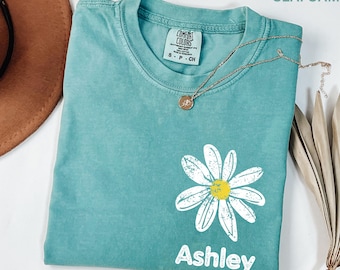 Comfort Colors Custom Name Daisy Shirt, Boho Floral Retro Aesthetic Cottagecore Graphic Shirt Flower Spring Summer Shirt For Women Youth