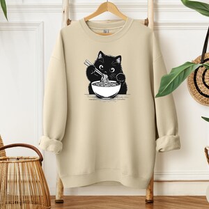 Funny Cat Ramen Sweatshirt Hoodie, Cozy Kawaii Cat Lover Gift, Cute Noodle Cat Sweatshirt, Kawaii Japanese Anime Cat Shirt, Cat Lover Gift afbeelding 14
