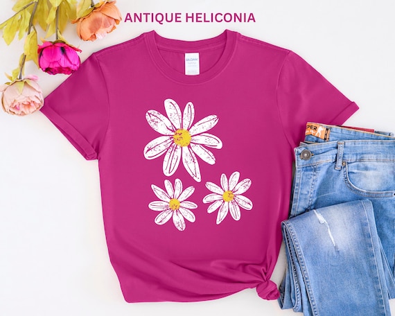 Daisy Shirt, Boho Floral Graphic Tee, Retro Aesthetic Flower Shirt, Spring Flower Trendy Summer Three  Daisy Shirt for Women and Youth Girl