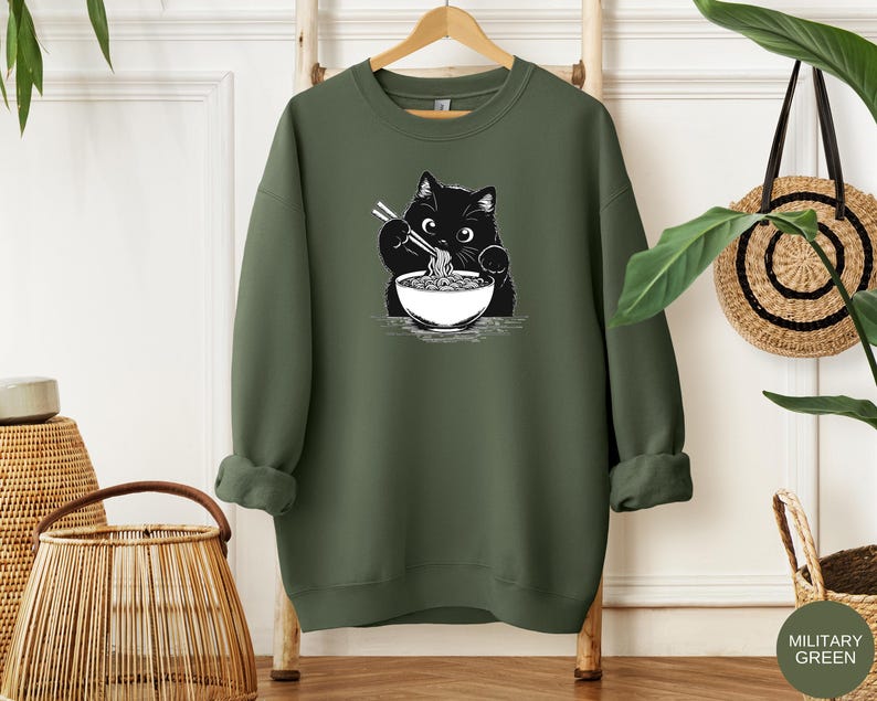 Funny Cat Ramen Sweatshirt Hoodie, Cozy Kawaii Cat Lover Gift, Cute Noodle Cat Sweatshirt, Kawaii Japanese Anime Cat Shirt, Cat Lover Gift afbeelding 7