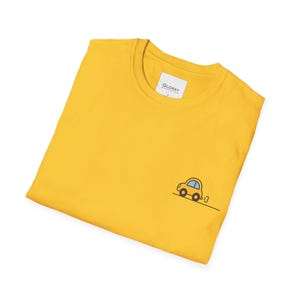 Bonita camiseta amarilla de coche, camiseta minimalista de dibujos animados, diseño de coche original, regalo divertido para niños y amantes de los coches - GL084