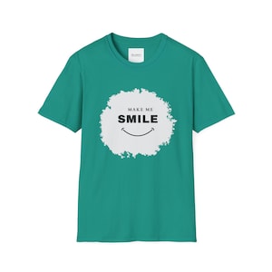 Smile T-Shirt, Positive Vibes Graphic Tee, Minimalist Happy Shirt, Motivational Design, Mental Awareness Gift, Feel Good T-Shirt-GL076