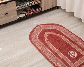 Mihrab Prayer Rug with Light Padding – Luxury Silk-Look Islamic Prayer Mat