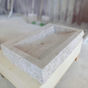 Light Travertine Bathroom Sink: Chiseled Rough Apron Marble Sink