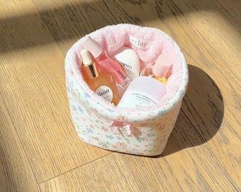 Vintage witte bloemen roze badstof organizer | Machinewasbaar | Make-uptasje | Handgemaakt in de VS @ayjaythelabel | Leuk cadeau voor haar