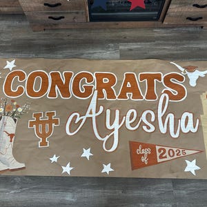 Striscione personalizzato dipinto a mano per feste di laurea - Università del Texas, striscione in carta kraft, sfondo, diploma di scuola superiore, università, UT