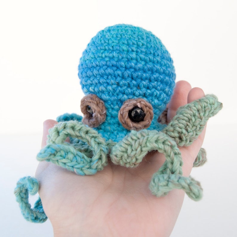 PDF Crochet Pattern Amigurumi Baby Kraken image 2