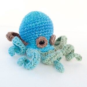 PDF Crochet Pattern Amigurumi Baby Kraken image 3