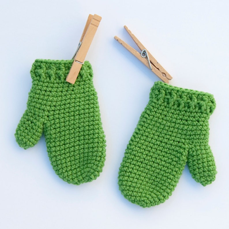 PDF Crochet pattern Children's Gifting Mittens and Amigurumi Bear image 5