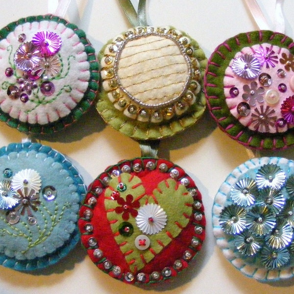 Felt Embellished Circle Christmas Ornaments Pick Your Four, Etsy Free Shipping, Etsy Black Friday, Etsy Cyber Monday