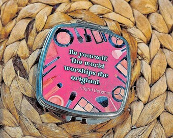Ingrid Bergman Compact Mirror: Retro Glamour Travel Purse Mirror