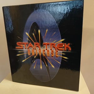 STAR TREK ユニバース TOS コレクターカード & バインダー