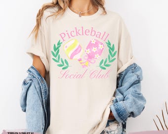 Pickleball png Social Club png, Preppy Coquette png, Pickleball-spelare png, Matchdag png, Trendig skjortdesign, direkt nedladdning