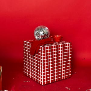 Mosaic Tile Accent Table, Red Tile Cube Side Stand, New Home Minimalist Nightstand, Art Decor Pedestal, Glass Mosaic Accent Office Furniture