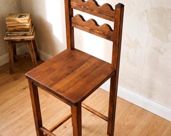 Scalloped Back Dining Chair, Tarang Style Kitchen Chair, Handmade Solid Pine Wooden Chair, Rustic Farmhouse Seat, Walnut Finish Wavy Back