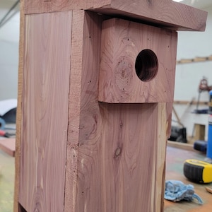 Cedar Bluebird Nest Box (bottom opening)