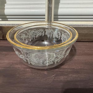 Bartlett Collins Nesting Small Mixing Bowls Frosted Grape and Grapevine Design Set of 2 Vintage