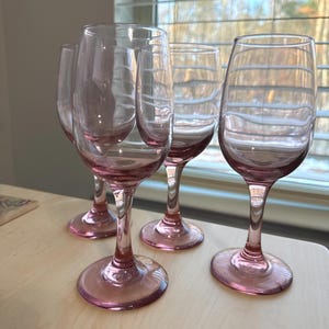 Libbey Premiere Pink Plum Wine Glasses Goblets Barware Vintage Set of 4
