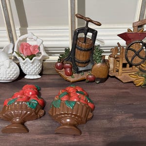Vintage Homco 1978 Painted Iron Metal Wall Decor Corn Mill Apple Press / Burwood White Hobnail Wall Pocket Vase Basket/ Apples Containers