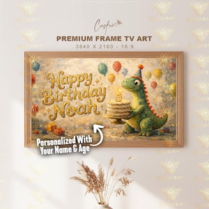 Puede incluir: Impresión artística digital enmarcada con un dinosaurio sosteniendo una tarta de cumpleaños. El texto dice "Happy Birthday Noah" y "Personalizado con tu nombre y edad". También se representan globos y regalos.