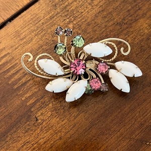 vintage juliana milkglass brooch with pink and green rhinestones and gold filigree. dainty.