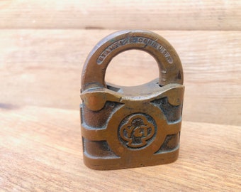 Vintage Yale Brass Padlock- Yale and Towne Mfc. Co-Stamford, CT-Locked/No Key