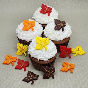 12 Herbst Ahornblatt Blätter Herbst Fondant Cupcake Toppers Gelb Orange Rot Braun Gold Kuchen Dekorationen essbar Hochzeit Halloween Geburtstag