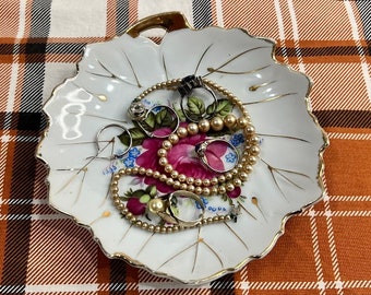 1945-1952 Vintage Japan Leaf Trinket Dish with Gold Details and Floral Design