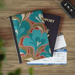 Protège-passeport rétro | Motif floral abstrait bleu sarcelle et corail | Portefeuille de voyage en cuir végétalien | Accessoire de voyage esthétique des années 70