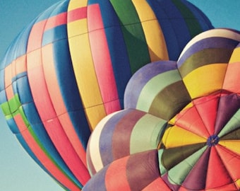 Hot Air Balloon Fotografia/podróże lotnicze, lot, pasy, kolorowe, Błękitne niebo, latać, transport/bliska/8x8 Fine Art zdjęcie
