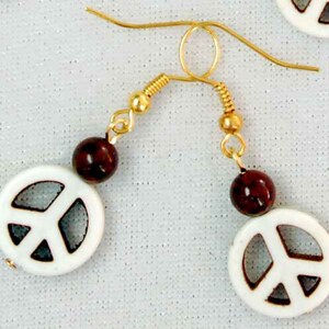 Peace Sign and Gemstone Earrings Choice of Colors, Hippie Peace Sign Dangle Earrings, Groovy Retro 1960s Style Earrings brown n gold