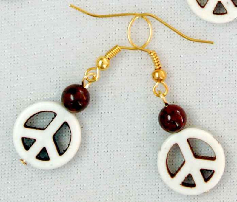 Peace Sign and Gemstone Earrings Choice of Colors, Hippie Peace Sign Dangle Earrings, Groovy Retro 1960s Style Earrings brown n gold