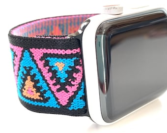 Elastic Apple Watch Band: Colorful Pattern, Stretchy Comfort